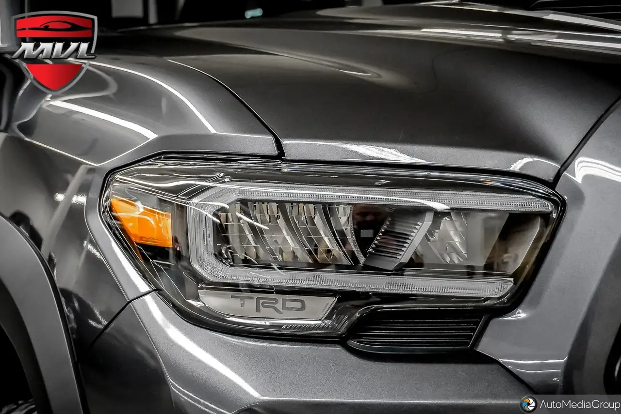 Toyota Tacoma снимка Toyota Tacoma