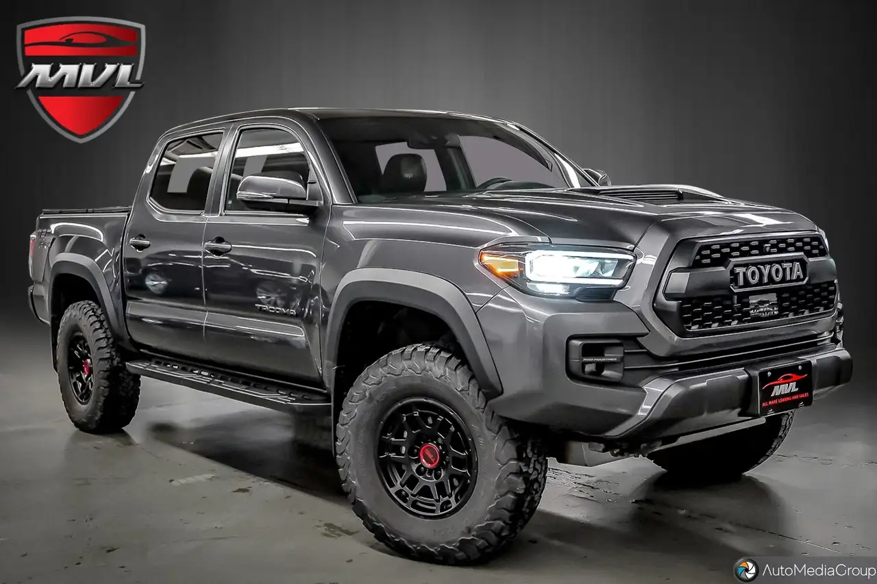 Toyota Tacoma снимка Toyota Tacoma