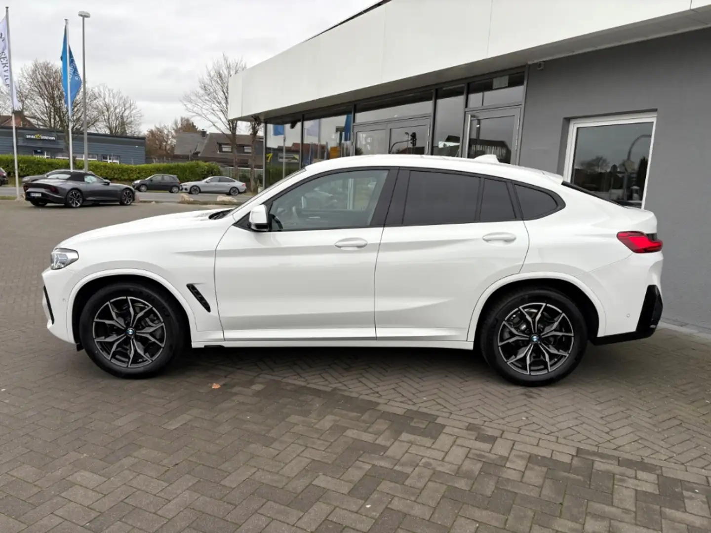 BMW X4 xDrive 20d M Sport Laser AHK HiFi Weiß - 2