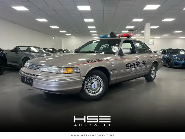 Ford Crown Victoria Police Interceptor 4.6l V8 DE-Zulassung