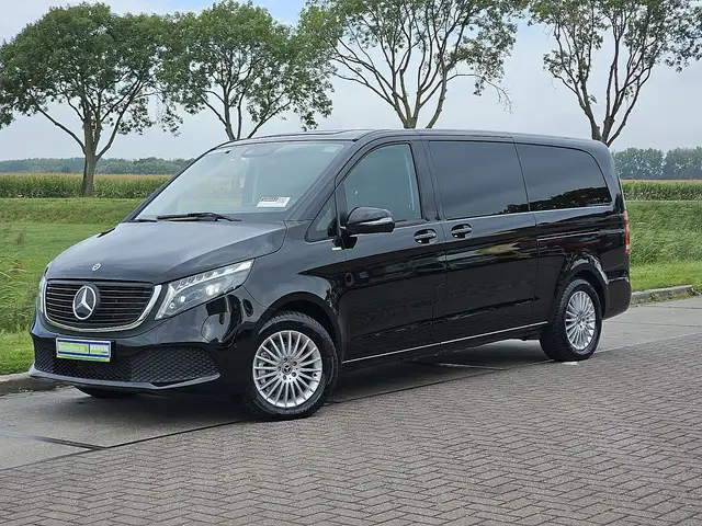 Mercedes-Benz EQV 300 L3 90 kWh 8-Persoons Mbux + Navi Elektrische-Zijde