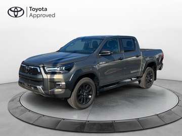 Hilux 2.8 D-4D 48V A/T 4WD DC Invincible