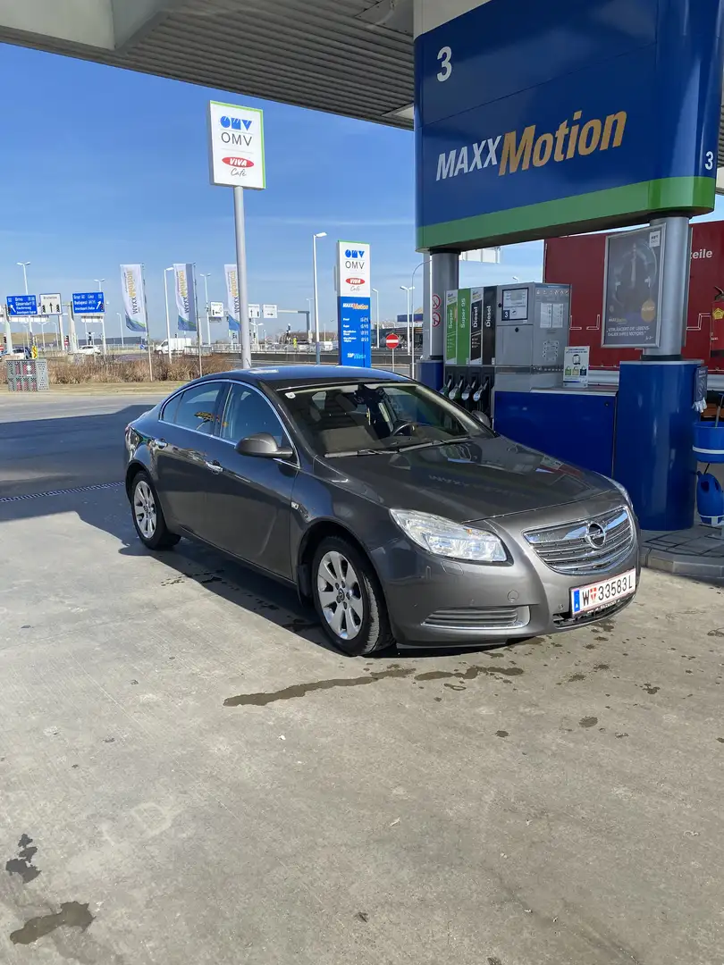 Opel Insignia 2,0 Edition CDTI DPF Ecotec Silber - 2