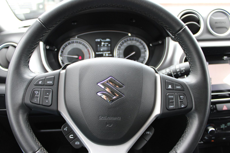 Suzuki Vitara 1.4 BOOSTERJET Hybrid Automatik Comfort — photo 13