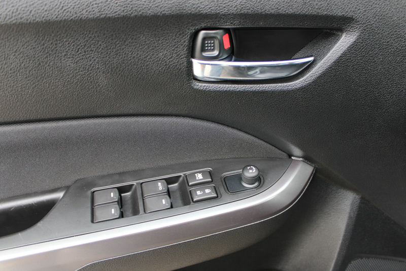 Suzuki Vitara 1.4 BOOSTERJET Hybrid Automatik Comfort — photo 9