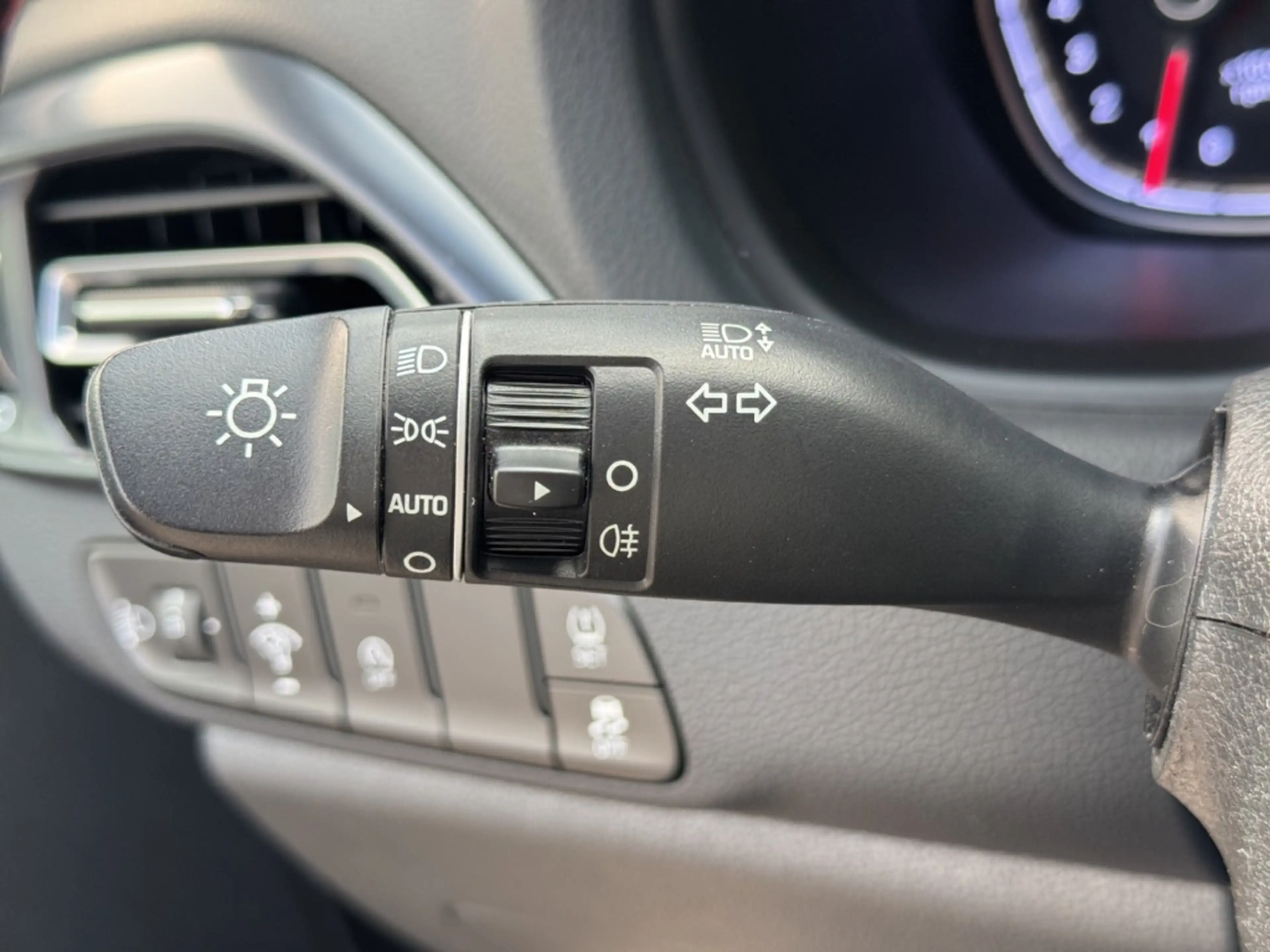 Hyundai i30 Kombi N-Line 1.5 T-GDi (48V) DCT *LED*CARPLAY*CAM* — photo 15