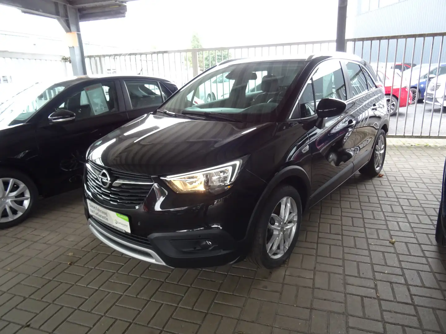 Opel Crossland X Innovation Noir - 1