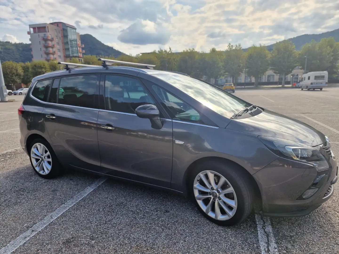 Opel Zafira Tourer 2.0 cdti Cosmo 165cv - 2