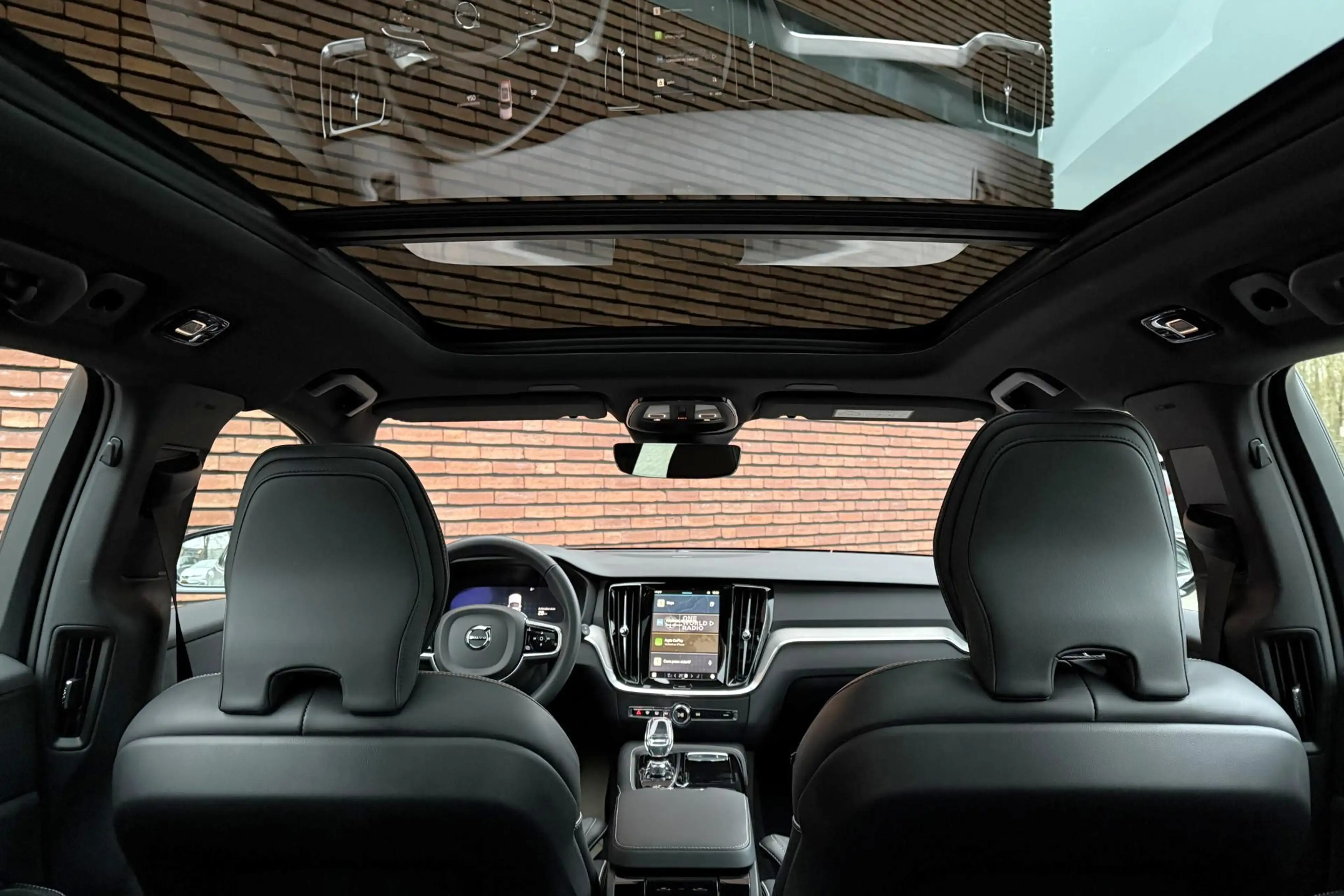 Volvo V60 T8 Plug-in hybrid AWD Plus Dark | Panoramadak | Tr — photo 7