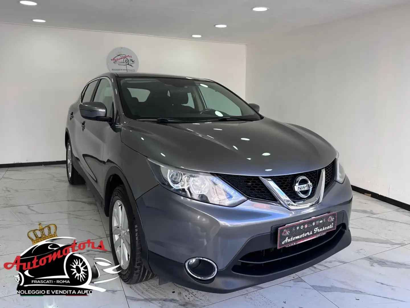Nissan Qashqai 1.5 dci 110cv E6-GARANTITA-2017 Gris - 1