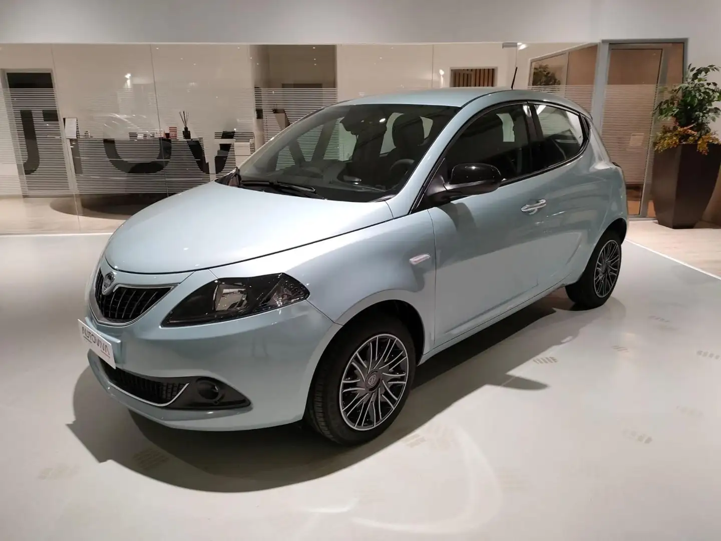 Lancia Ypsilon 1.0 FireFly 5 porte S&S Hybrid Gold Blu/Azzurro - 1