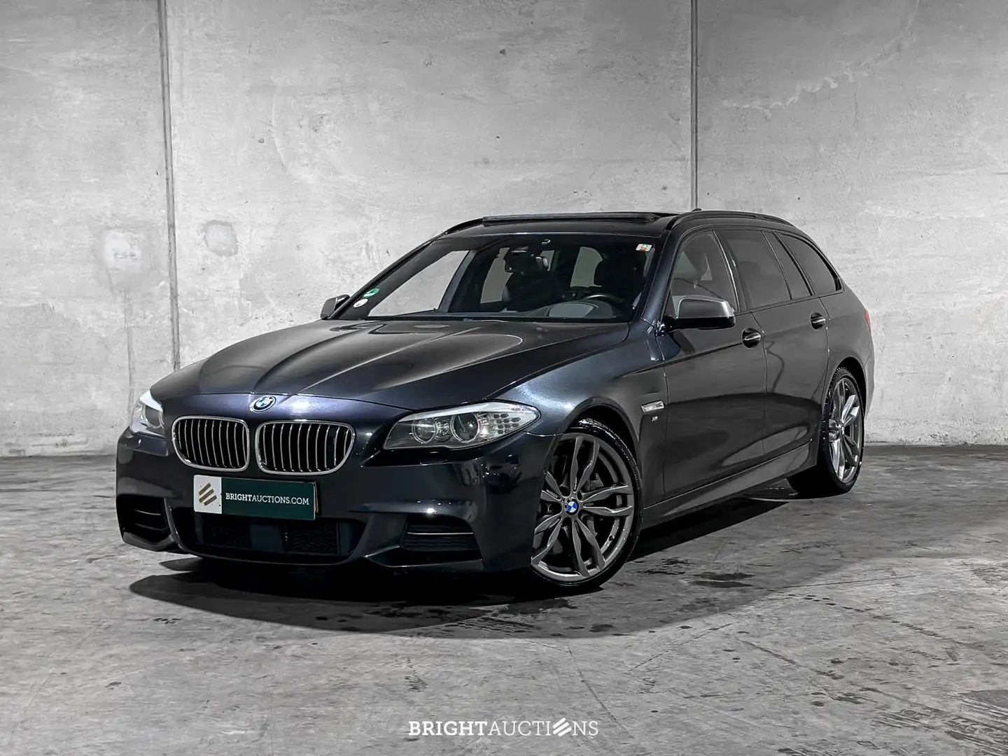 BMW M550 5-serie M550xd Touring F11 Grijs - 2
