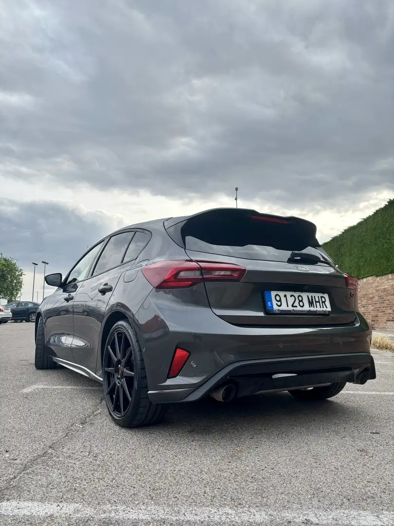 Ford Focus 2.3 Ecoboost ST - 2