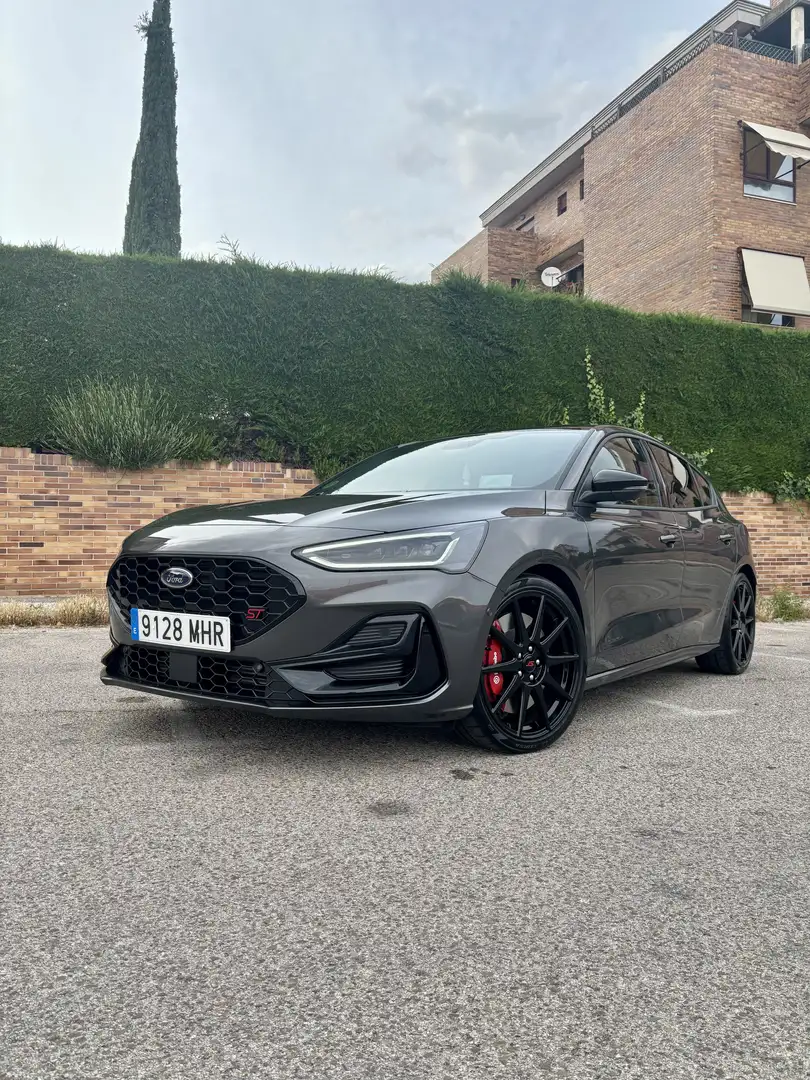 Ford Focus 2.3 Ecoboost ST - 1