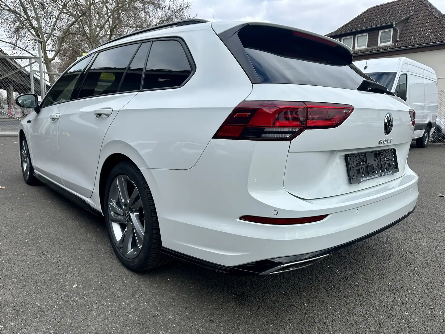 Volkswagen Golf Variant R-Line Navi Winterpaket Weiß - 2