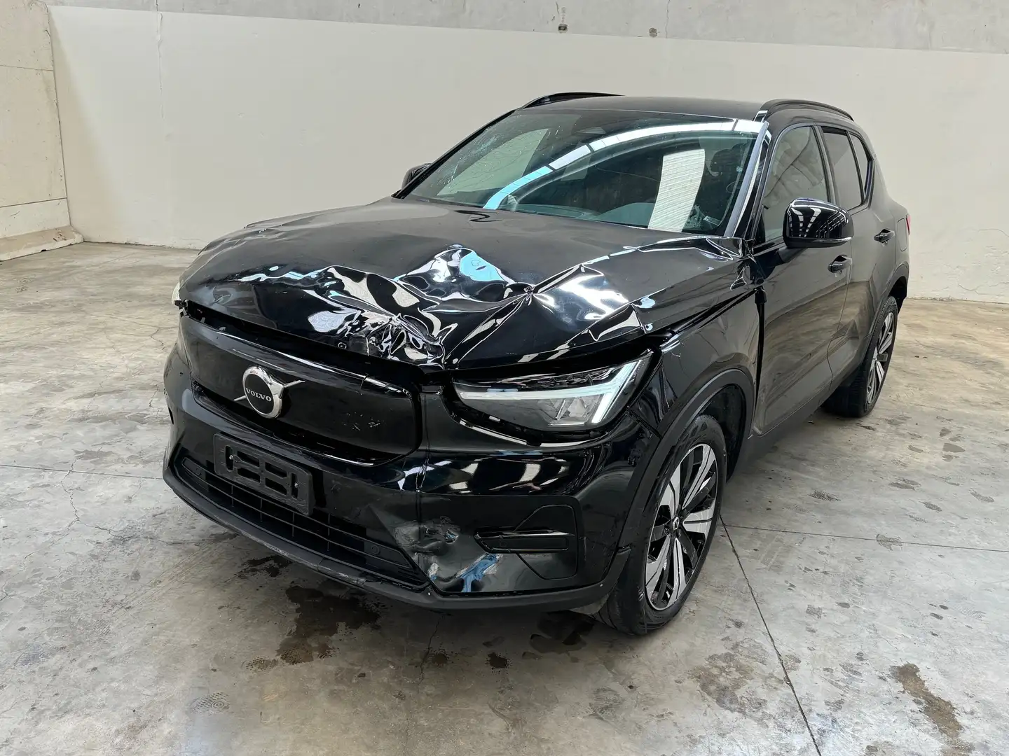 Volvo XC40 Recharge Pure Electric 70 kWh Core Zwart - 1
