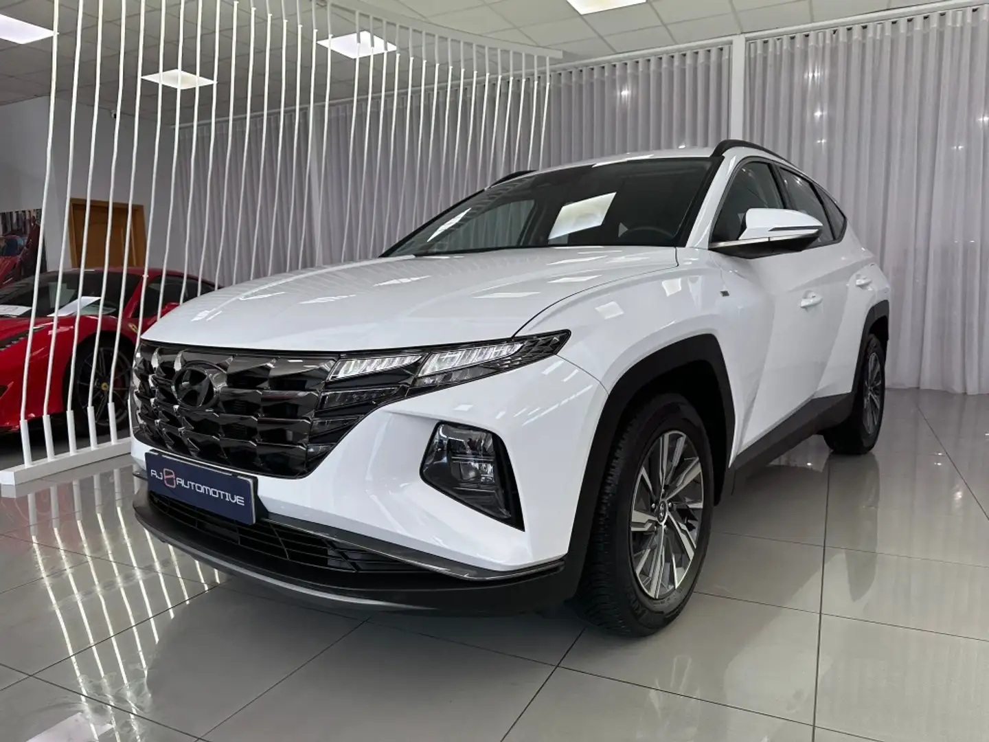 Hyundai TUCSON 1.6 TGDI 48V Maxx 4x2 Bianco - 1