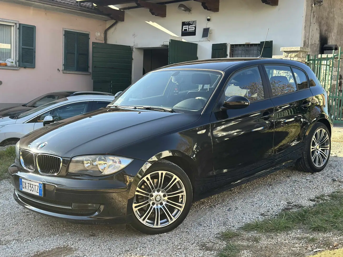 BMW 116 116d cat 5 porte DPF Noir - 1