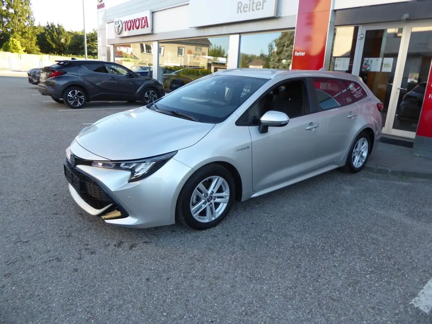 Toyota Corolla 1,8 Hybrid Touring Sport *AHK*MWST* Braun - 2