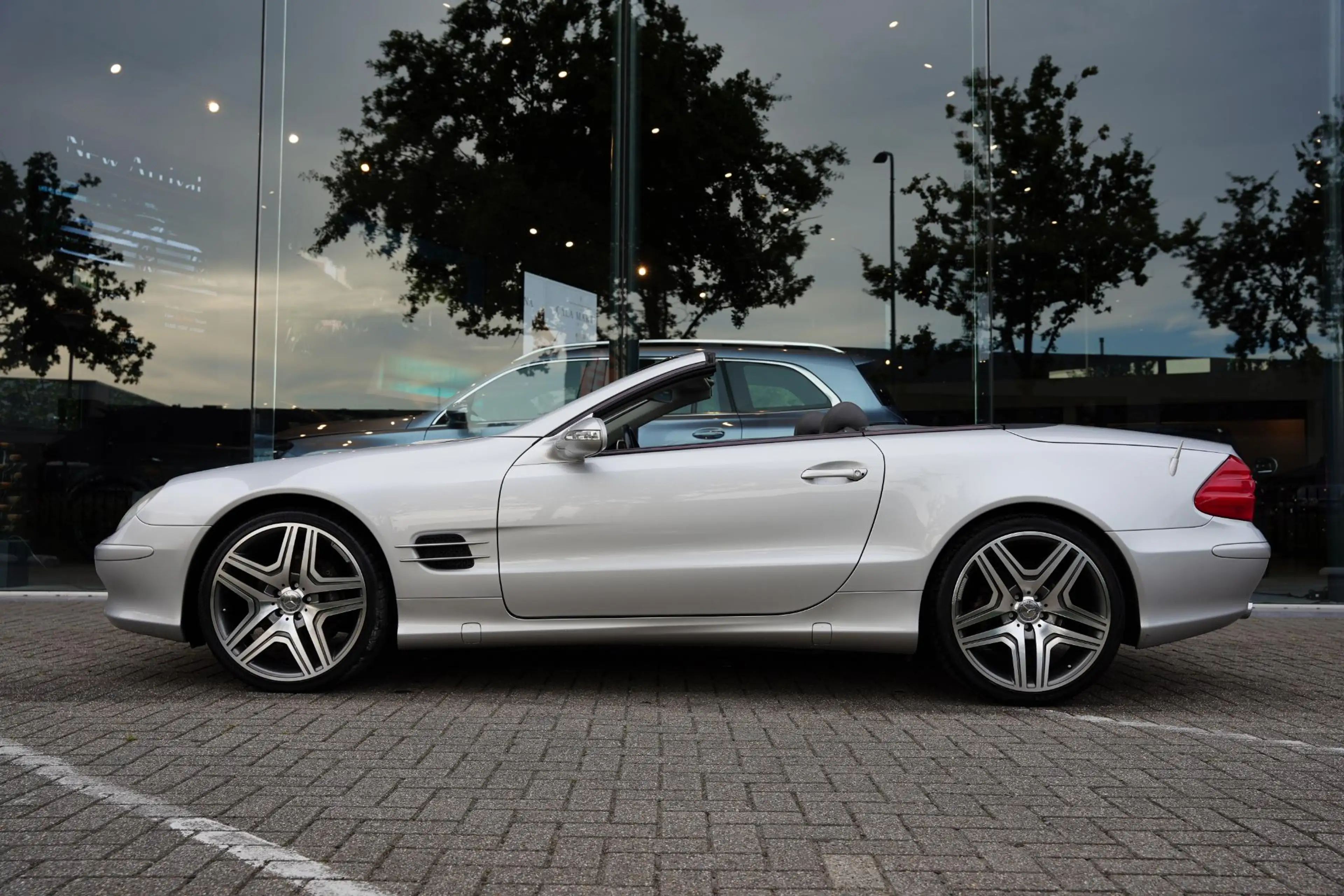 Mercedes-Benz SL 500 / 67 D.Km / AMG — photo 3