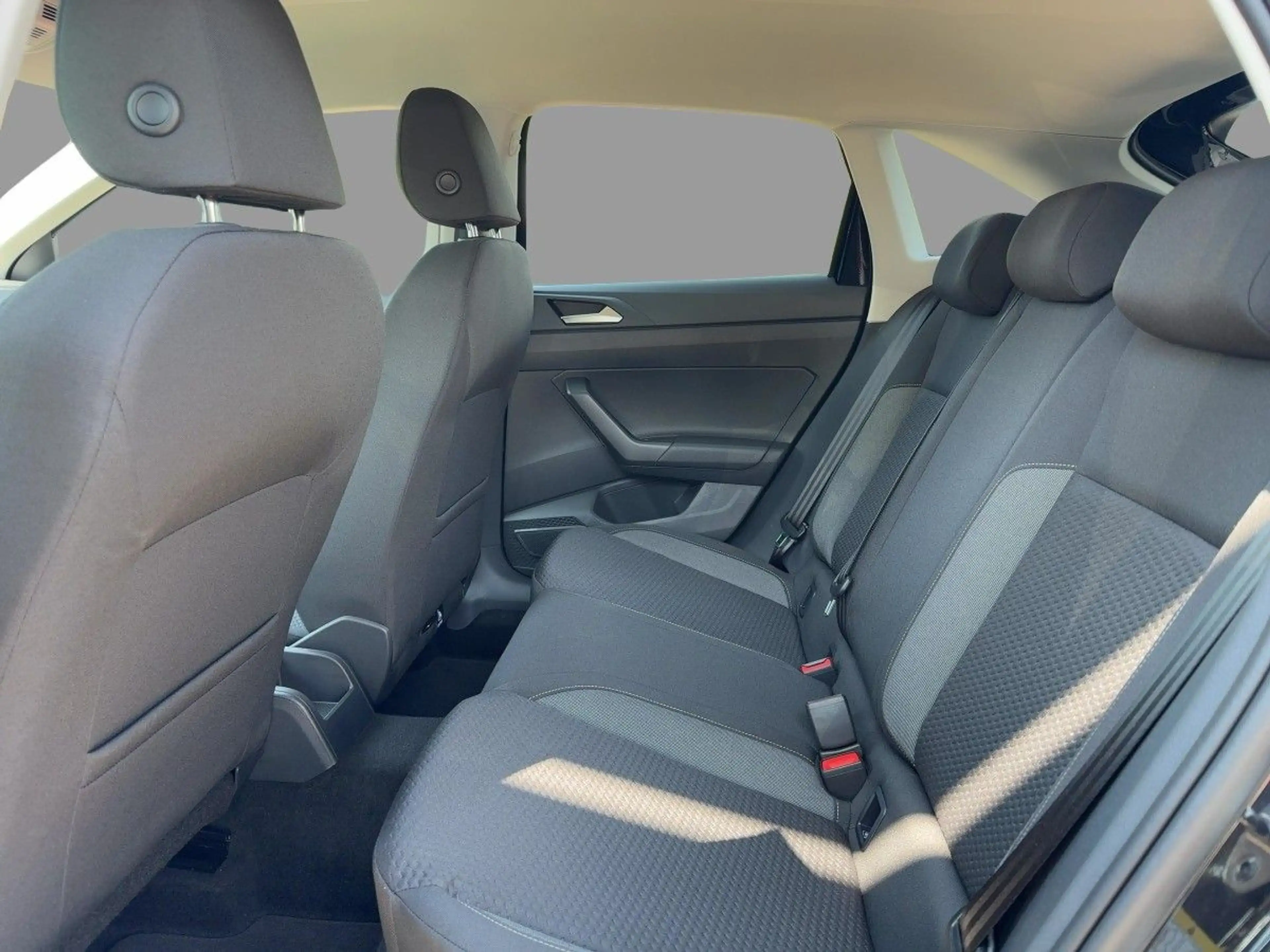 Volkswagen Taigo 1.0 TSI LED SHZ GRA PDC Alu´s — photo 8