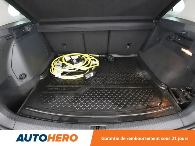 Volkswagen Tiguan view 17