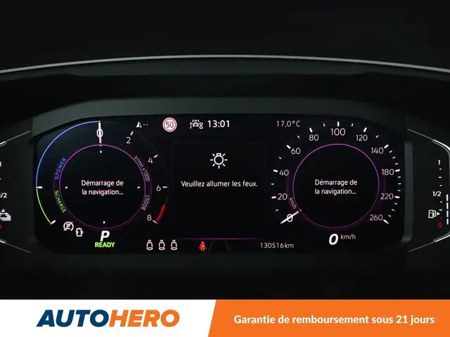 Volkswagen Tiguan view 20
