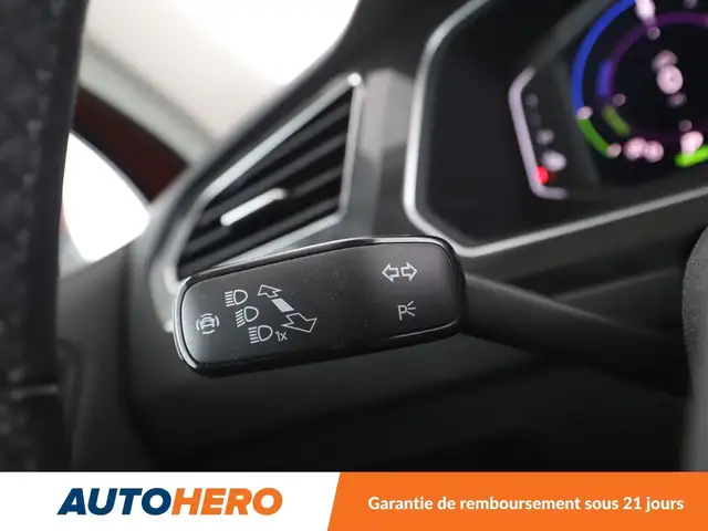Volkswagen Tiguan view 29