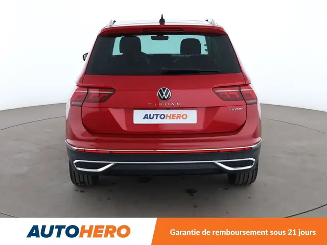 Volkswagen Tiguan view 5
