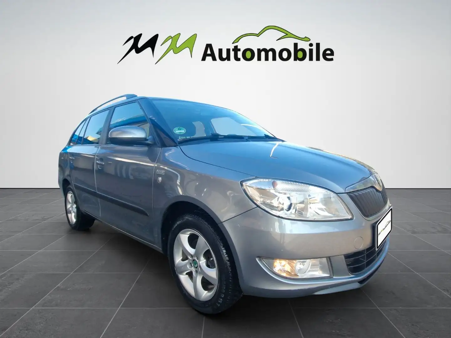 Skoda Fabia Combi/2 Jahre Garantie/KLIMA-A/ESD/SHZ/BT Gris - 1