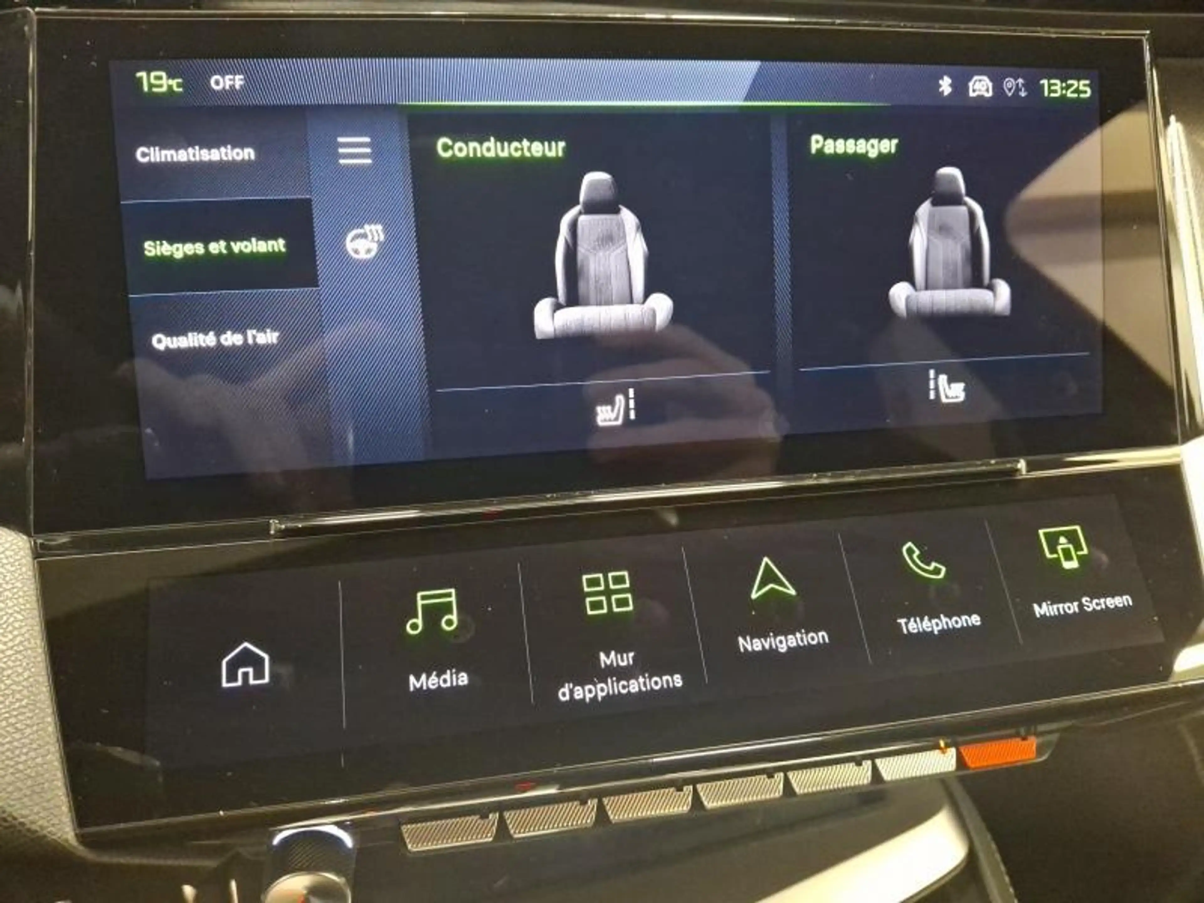 Peugeot 408 GT EXCLUSIVE — photo 11