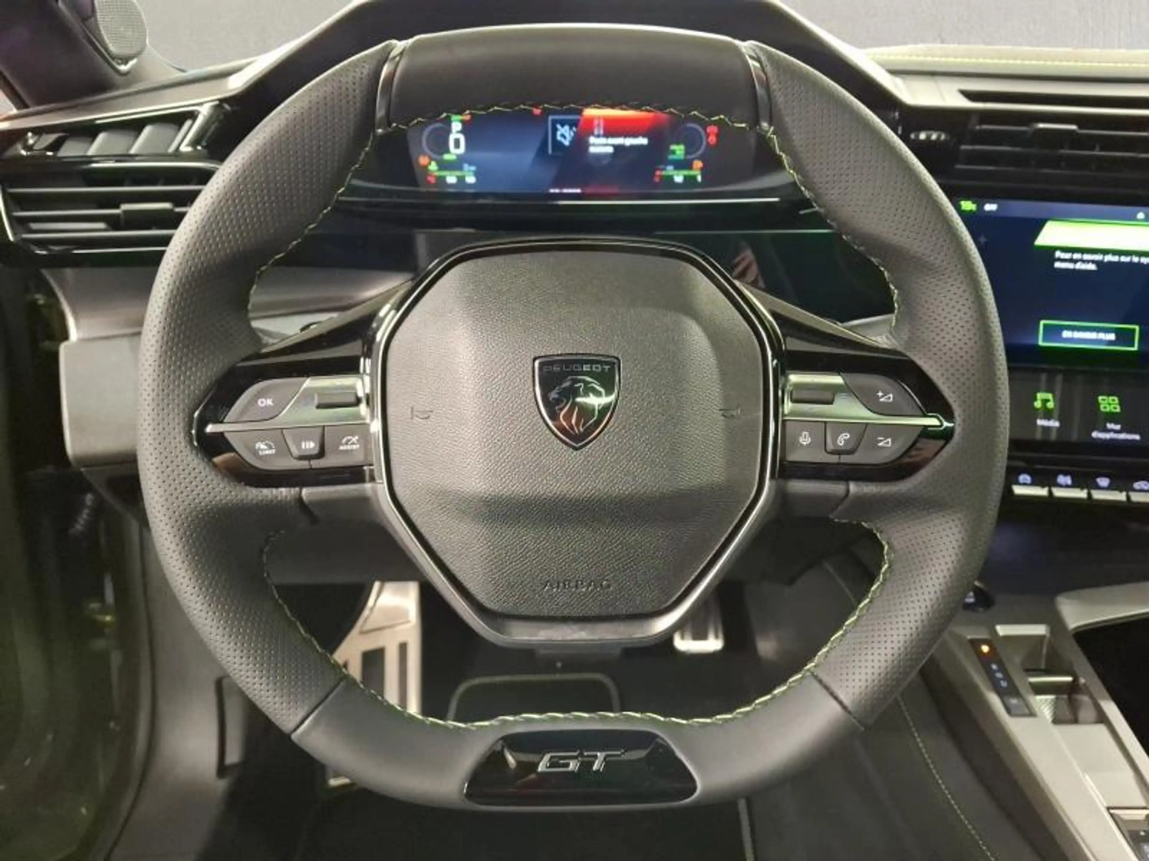 Peugeot 408 GT EXCLUSIVE — photo 7