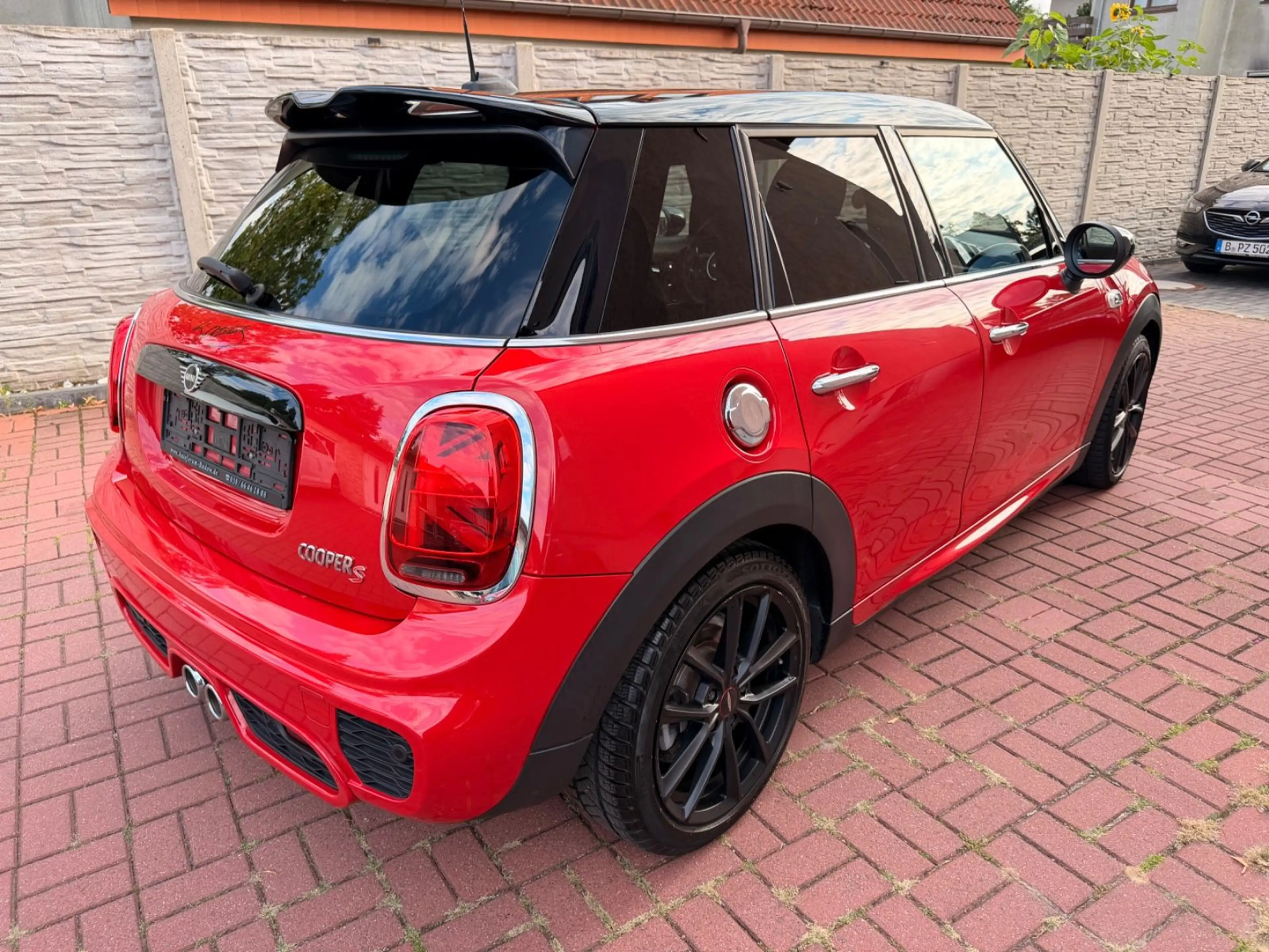 MINI Cooper S JCW+AUT+NAVI+PANO+1HD — photo 4