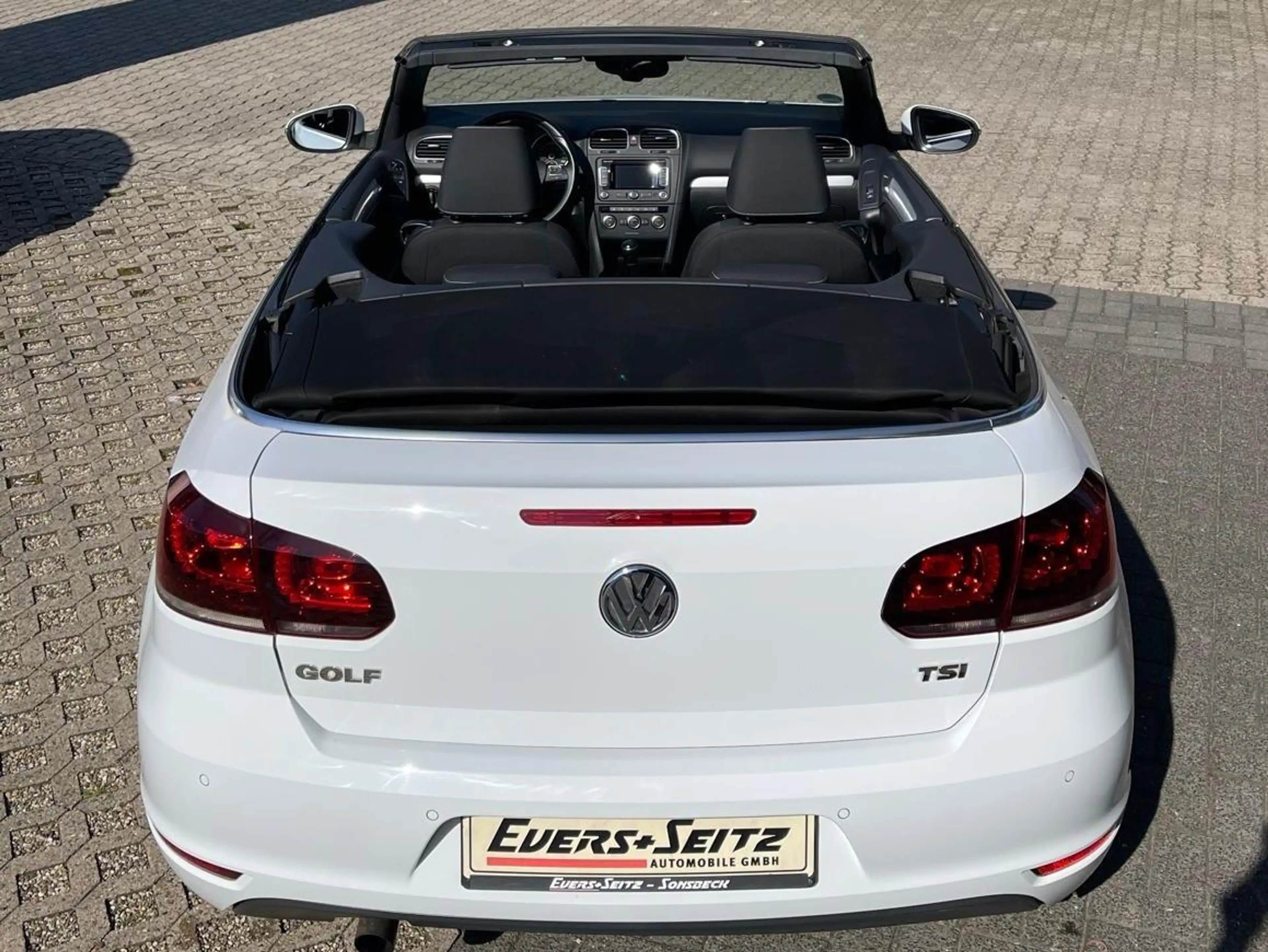 Volkswagen Golf Cabriolet Cup (Navi, Scheckheft gepflegt) — photo 5