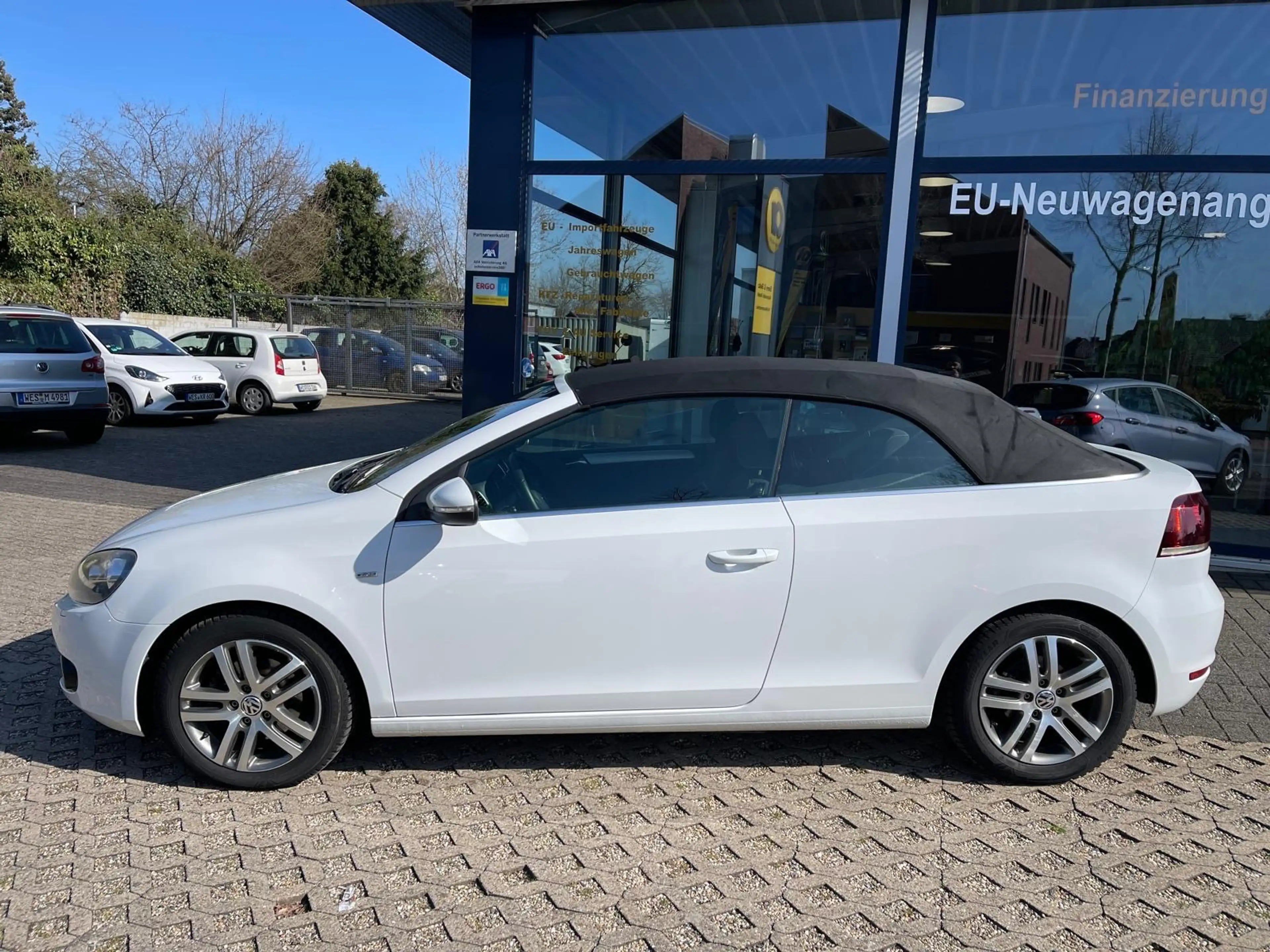 Volkswagen Golf Cabriolet Cup (Navi, Scheckheft gepflegt) — photo 11