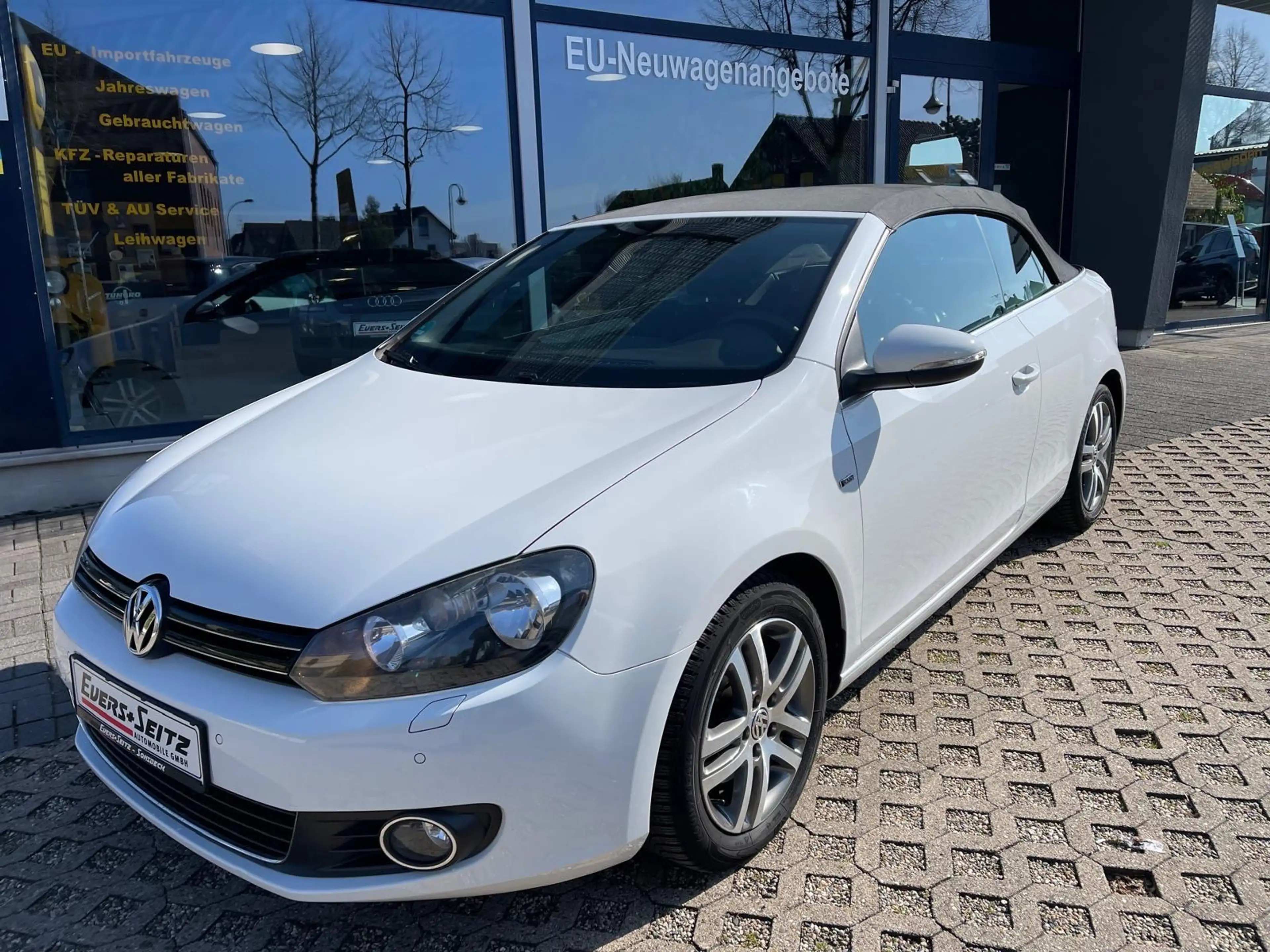 Volkswagen Golf Cabriolet Cup (Navi, Scheckheft gepflegt)