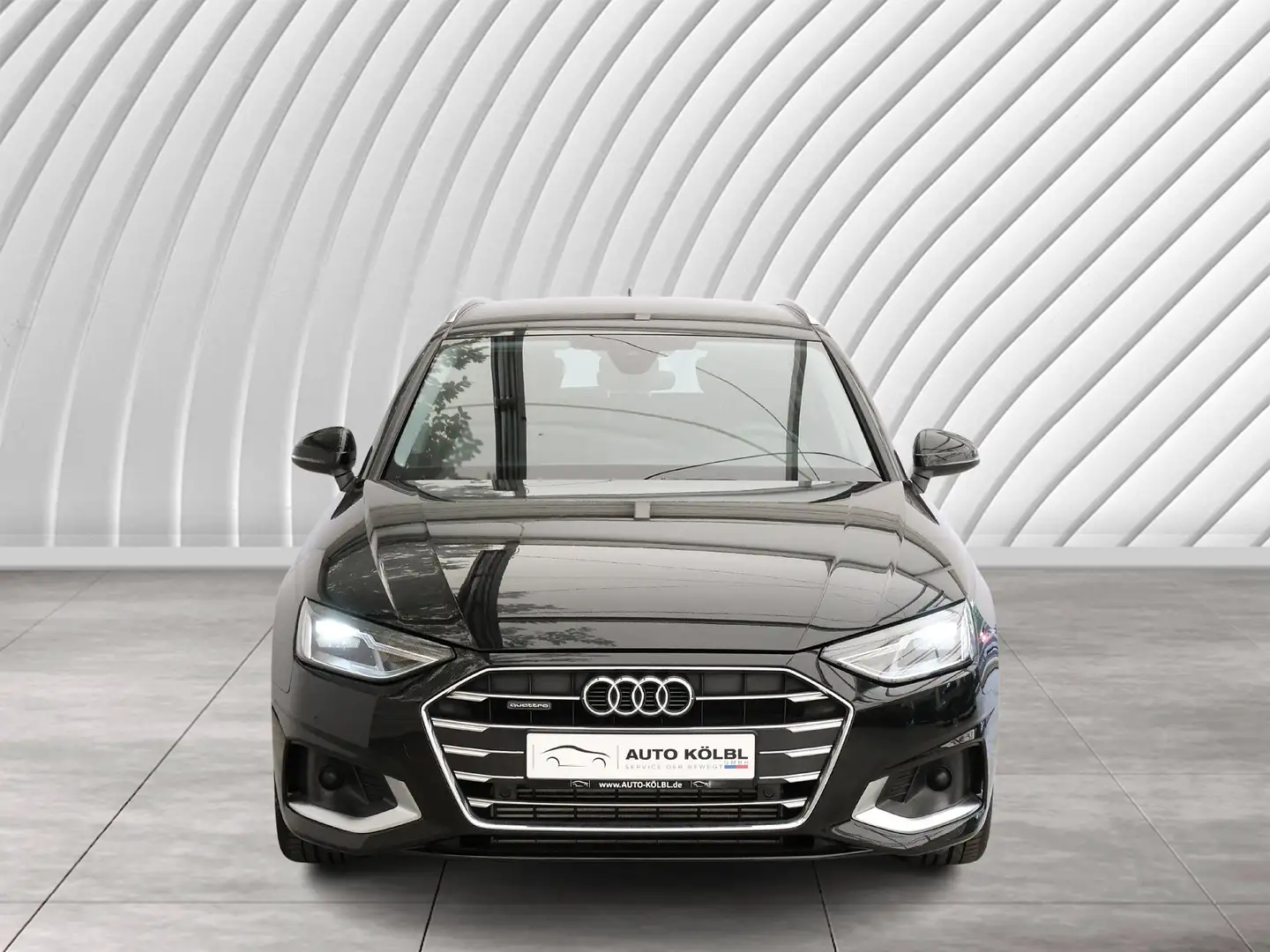 Audi A4 Avant 40 TFSI quattro advanced ACC RFK NAVI Schwarz - 2