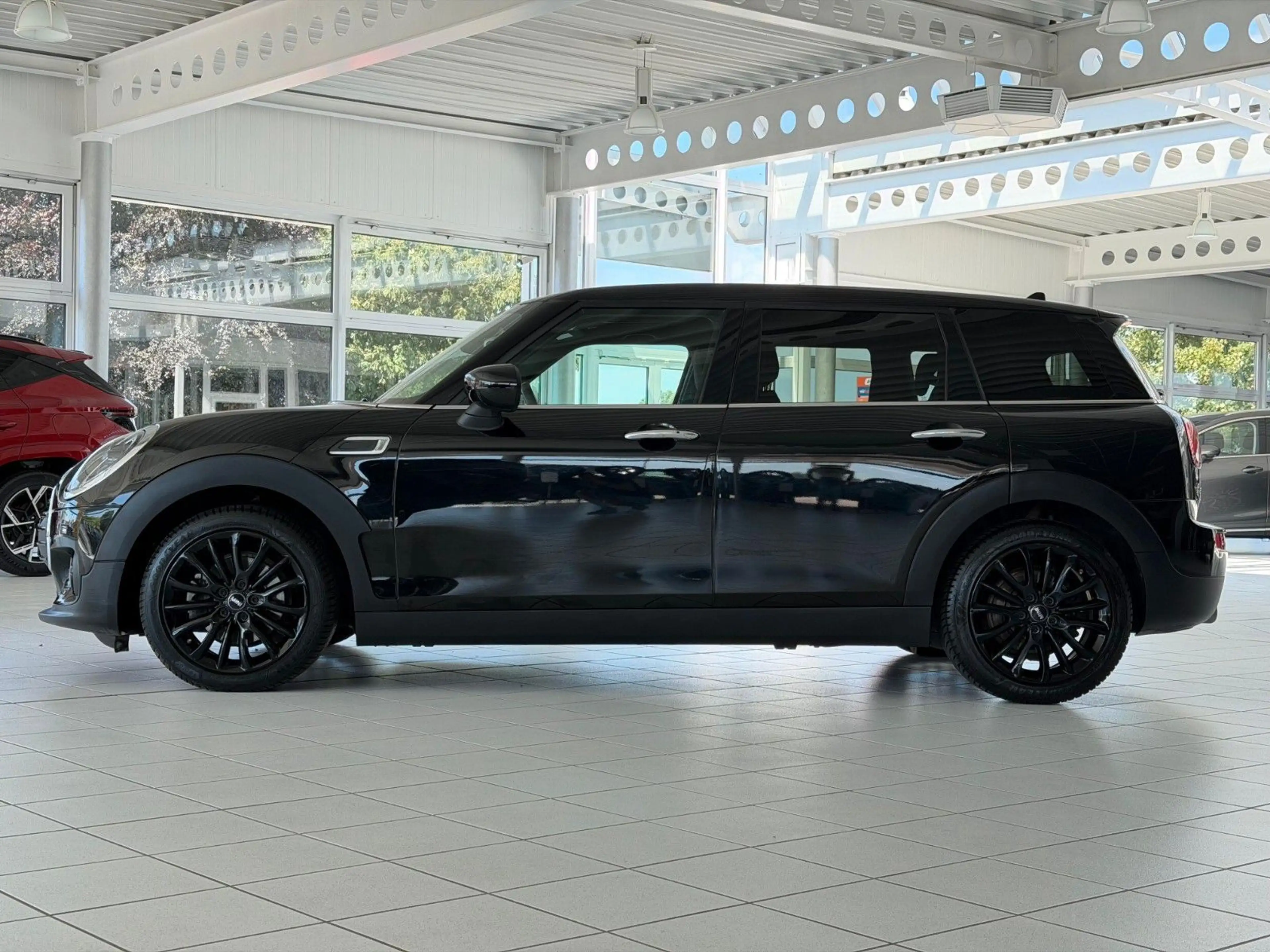 MINI Cooper Clubman Cooper Classic 1.5 Panorama Winterpaket — photo 2