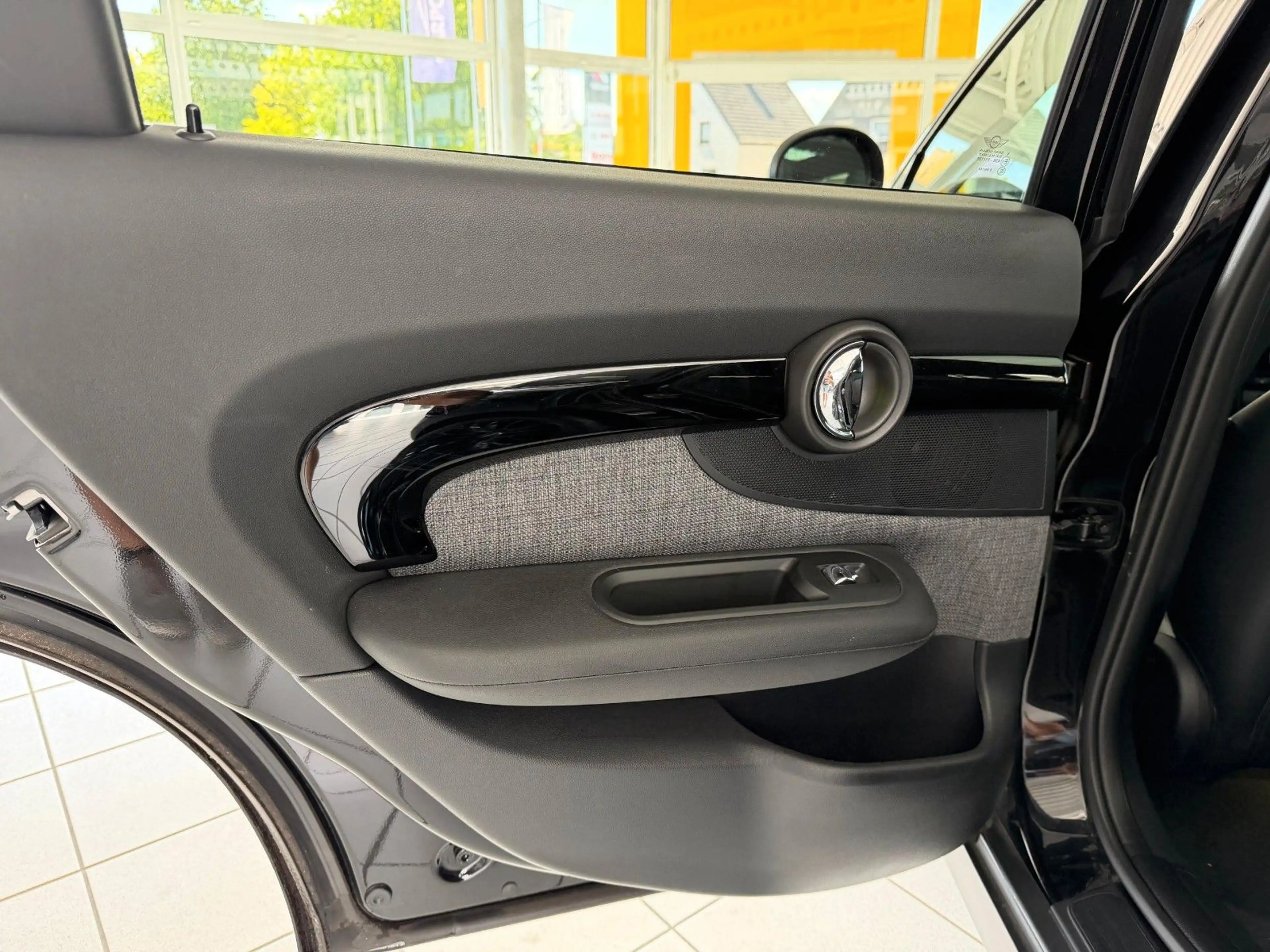 MINI Cooper Clubman Cooper Classic 1.5 Panorama Winterpaket — photo 14