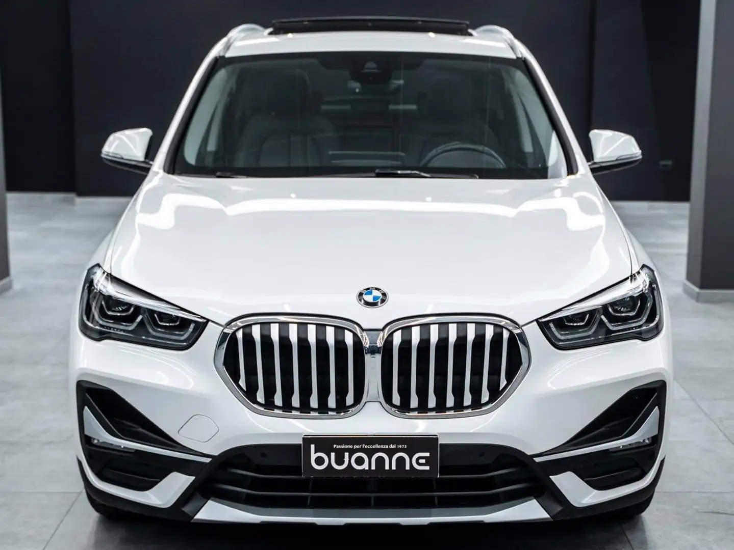 BMW X1 xdrive20d xLine Plus Auto Tetto Head-Up Pelle Ital Blanc - 2