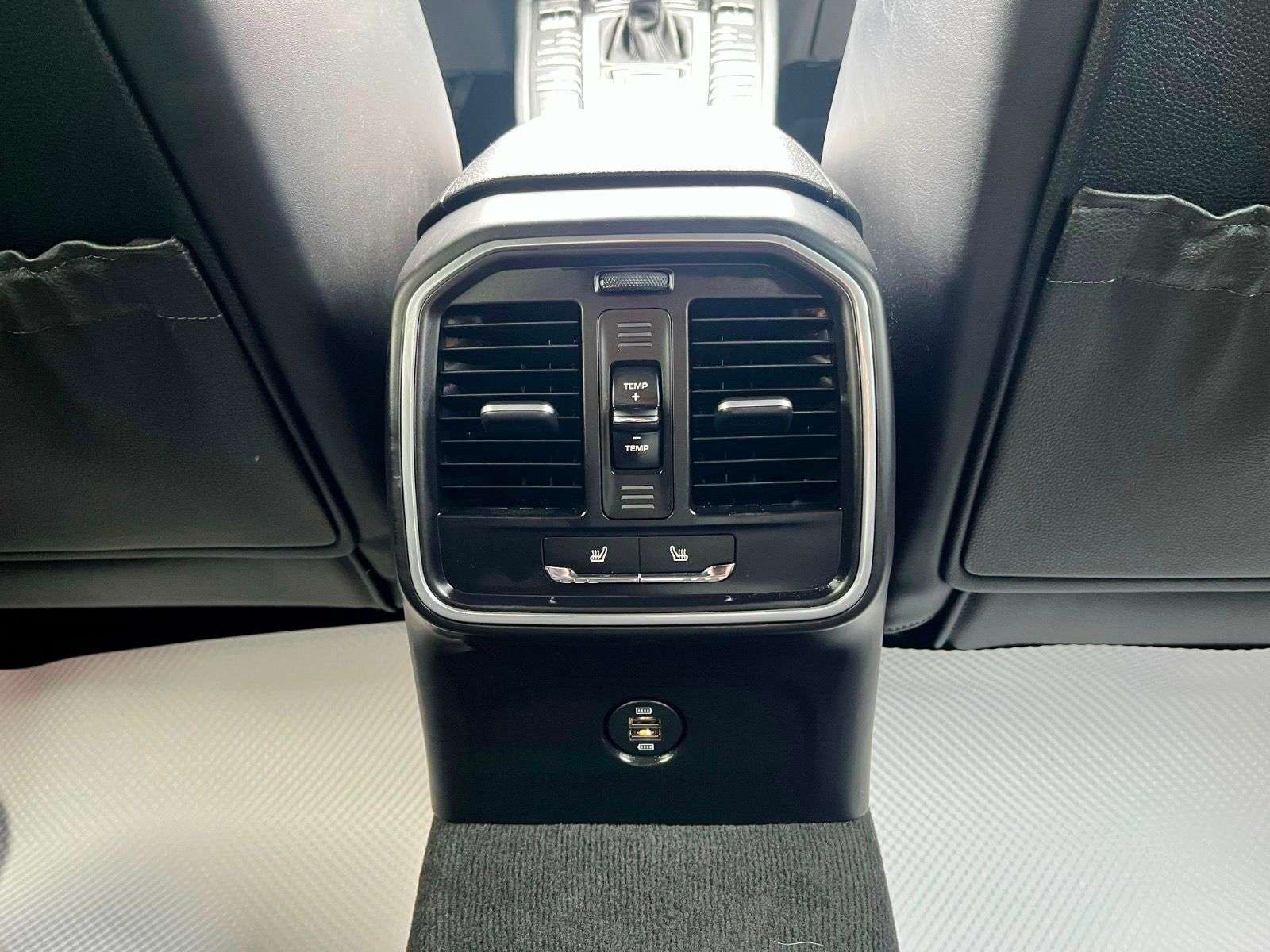 2017 Porsche Macan TURBO CHARGED V6/AWD/PANO ROOF/BOSE AUDIO/POWER LI thumb 18