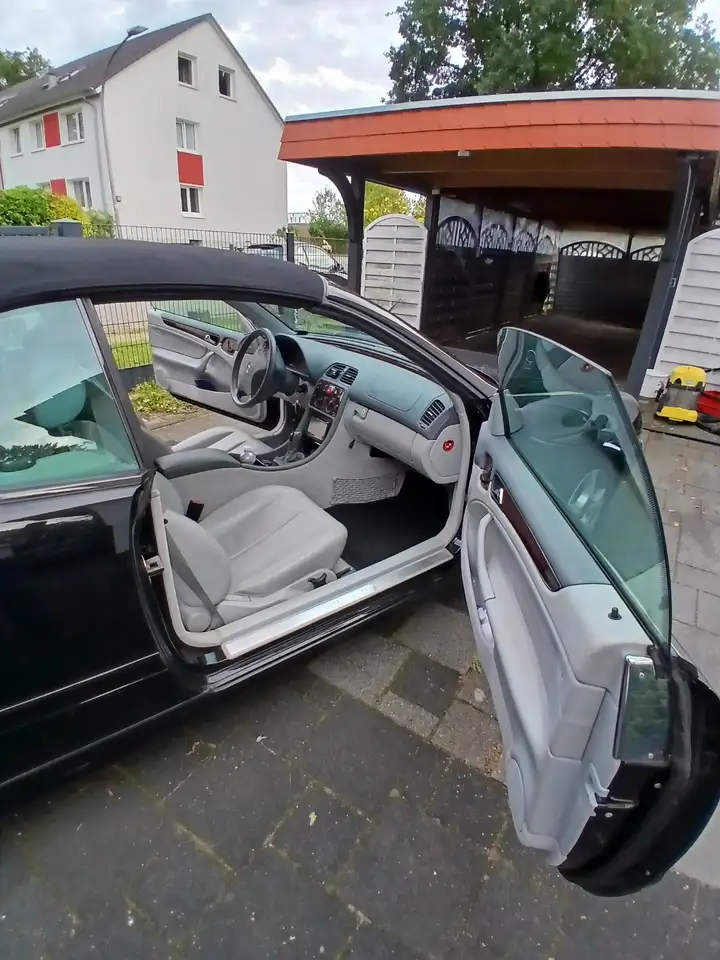 Mercedes-Benz CLK 200 Cabrio Kompressor Elegance, foto 2