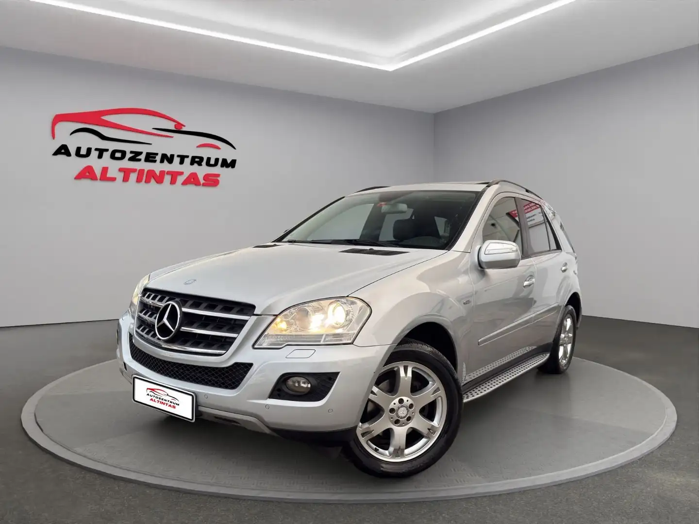 Mercedes-Benz ML 300 CDI BlueE*FACELIFT*SHD*NAVI*XEN*AHK*LEDER Silber - 1