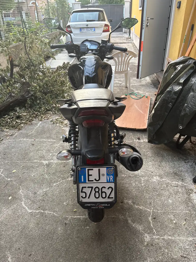 Yamaha YS 125 Noir - 2