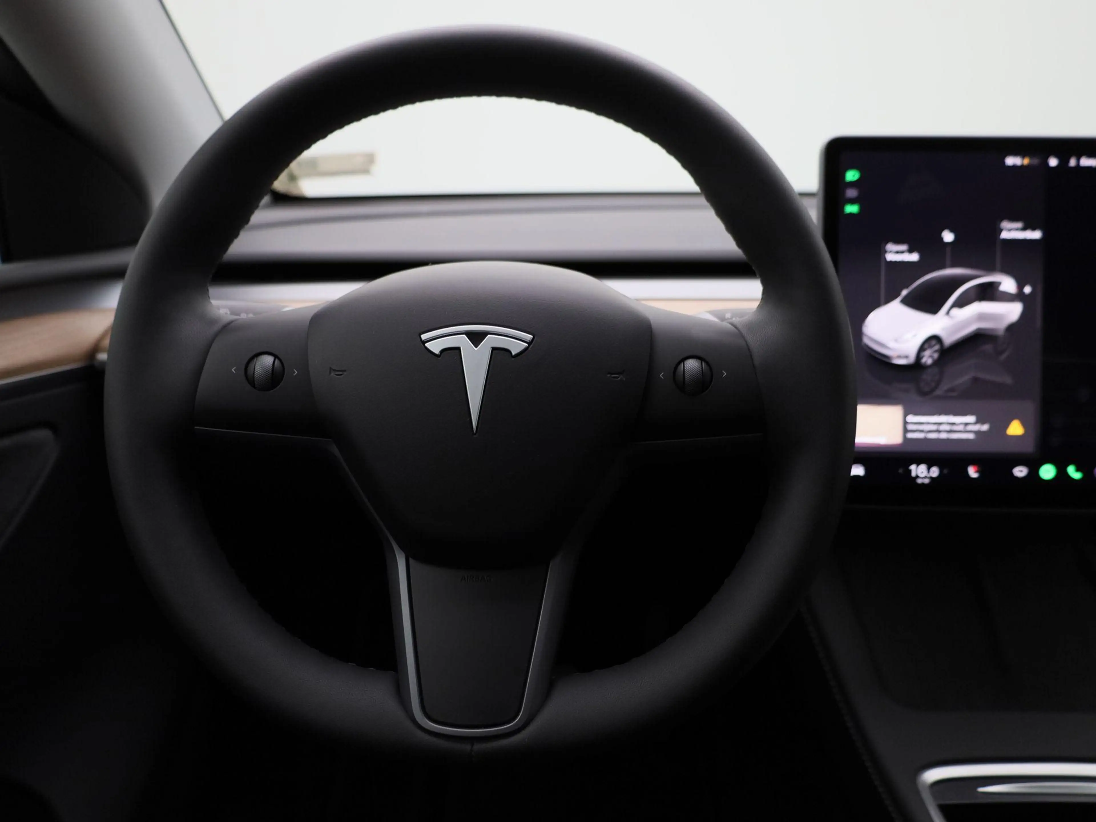 Tesla Model Y Long Range AWD 75 kWh | FSD | BTW-Auto | Lage KM s — photo 3