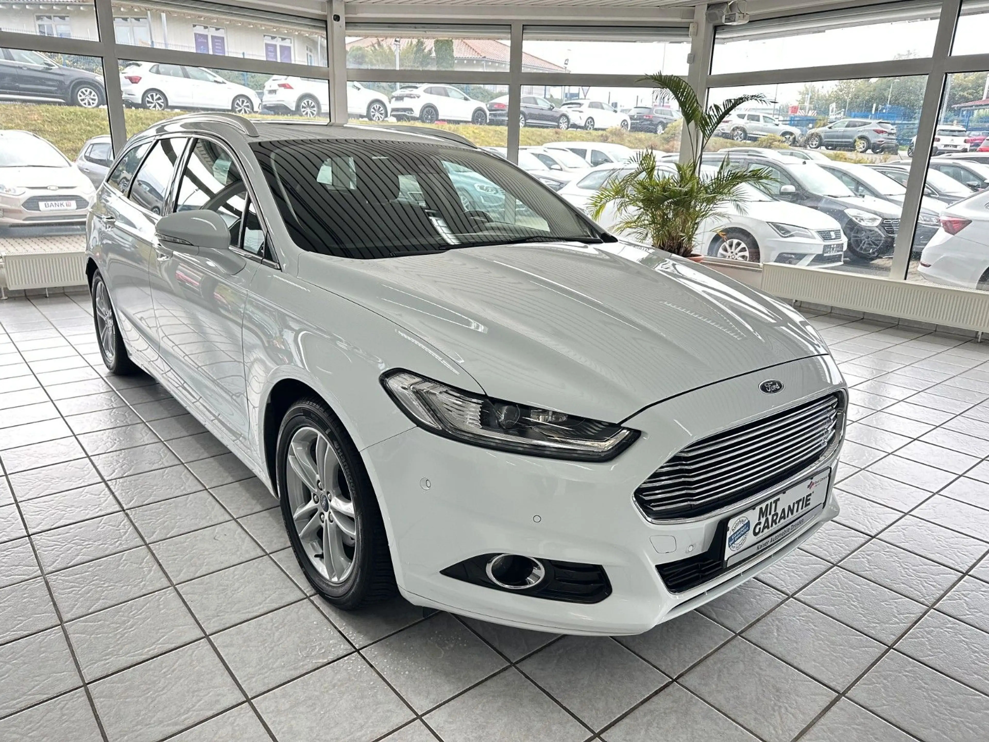 Ford Mondeo Turnier Titanium*SHZ*AHK*Panorama*Tempo* — photo 3