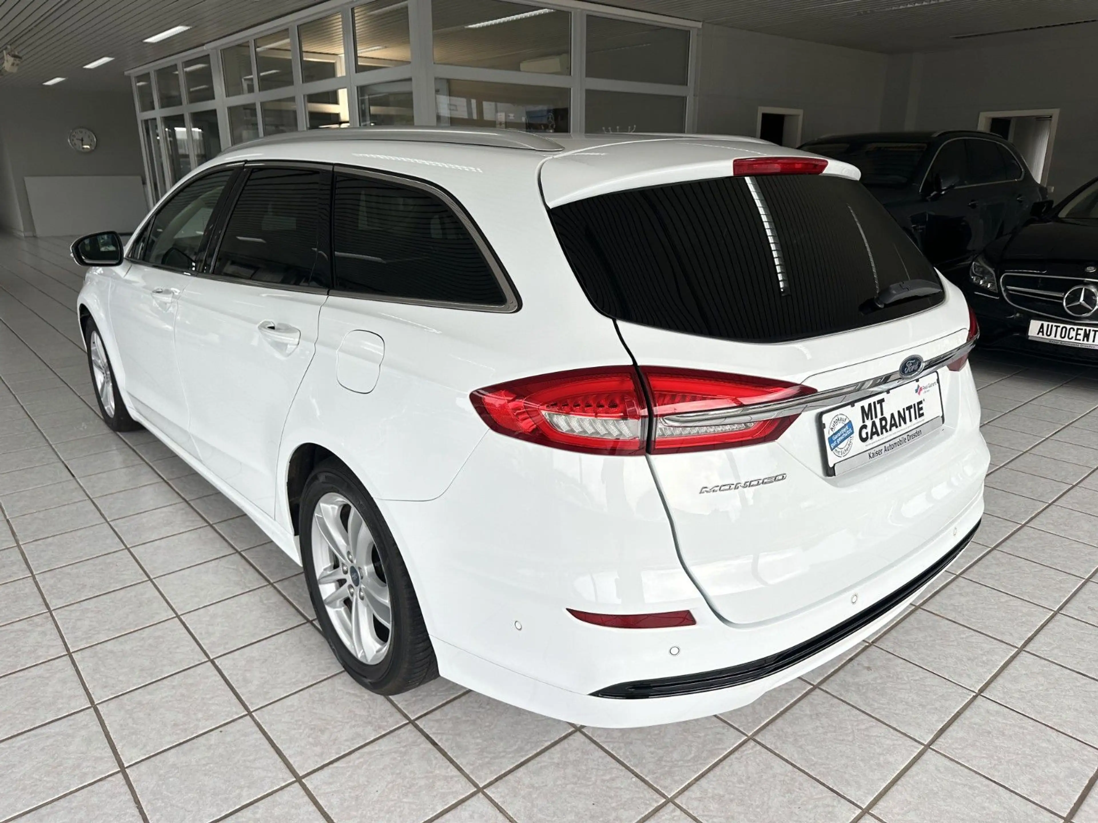 Ford Mondeo Turnier Titanium*SHZ*AHK*Panorama*Tempo* — photo 7
