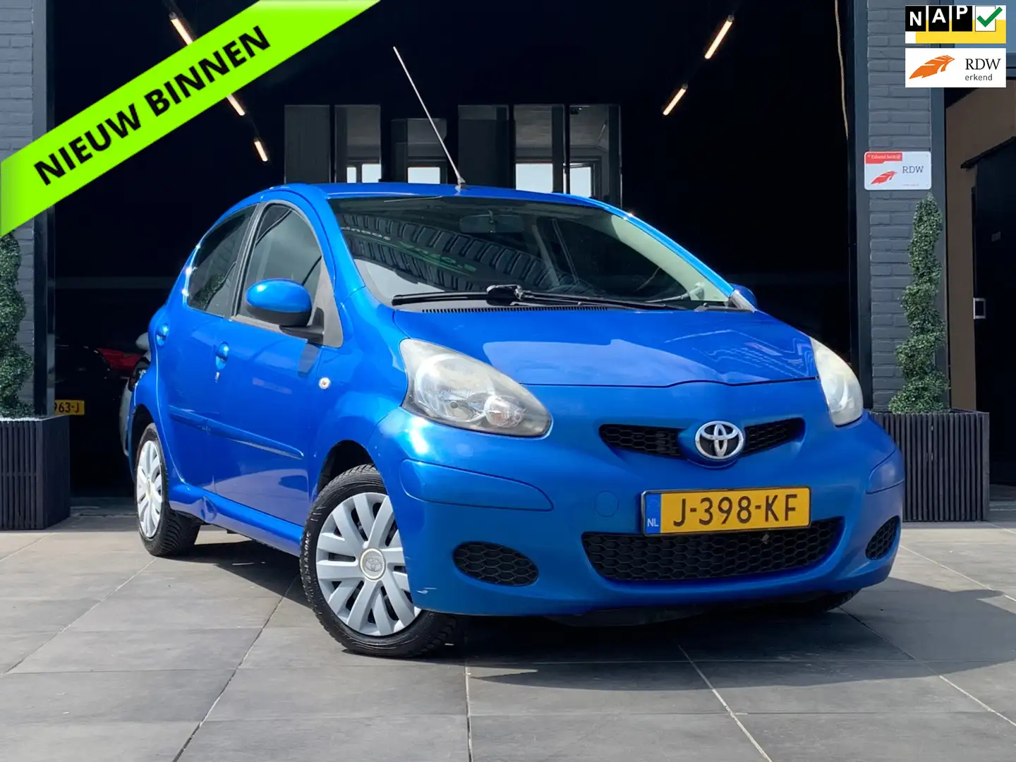 Toyota Aygo 1.0-12V Access|Airco|Elektrische Ramen|APK|AUX Bleu - 1