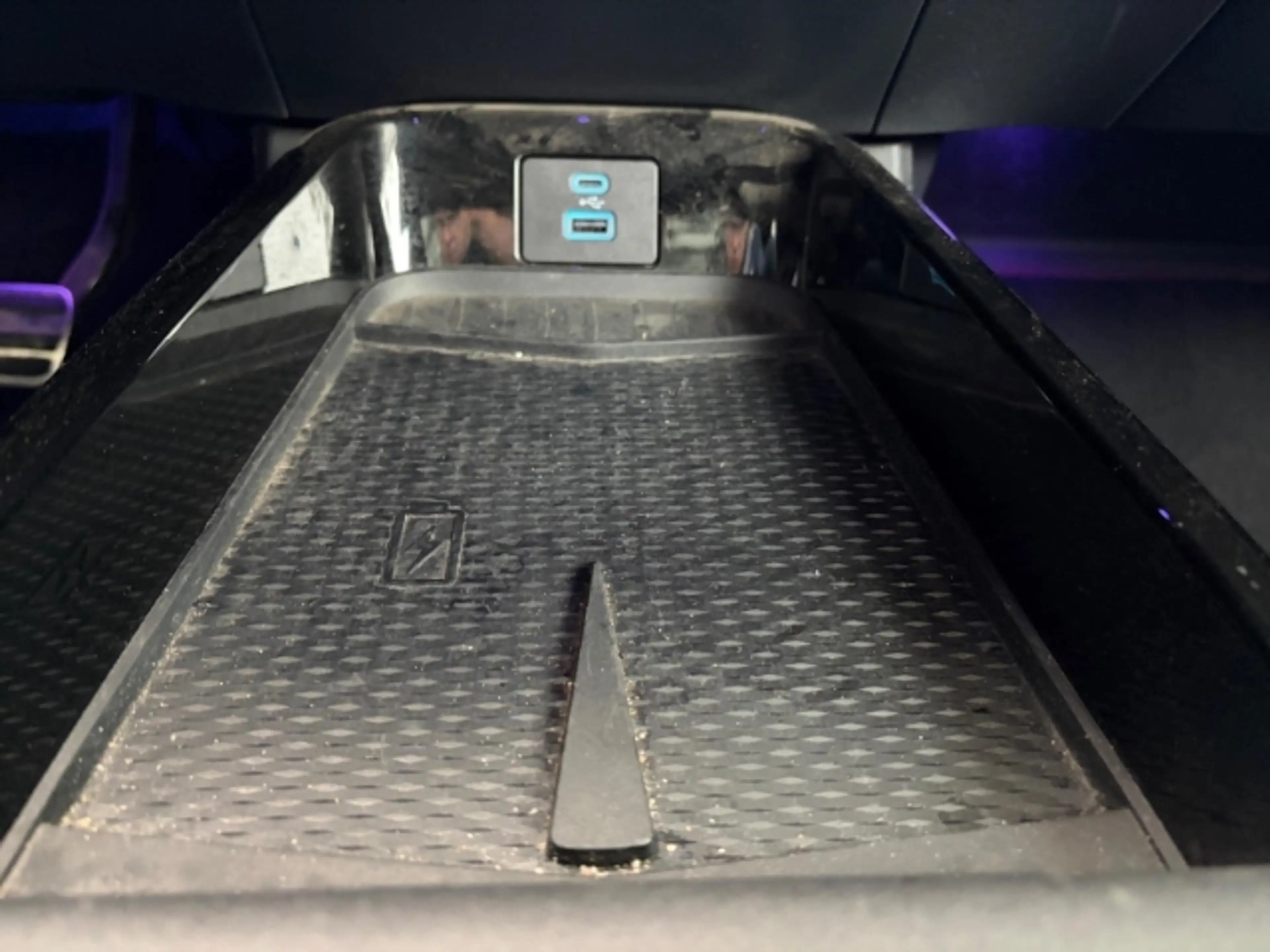 Ford Mustang Mach-E Premium Extended Range+Kamera+Navi+Abstandswarner — photo 18
