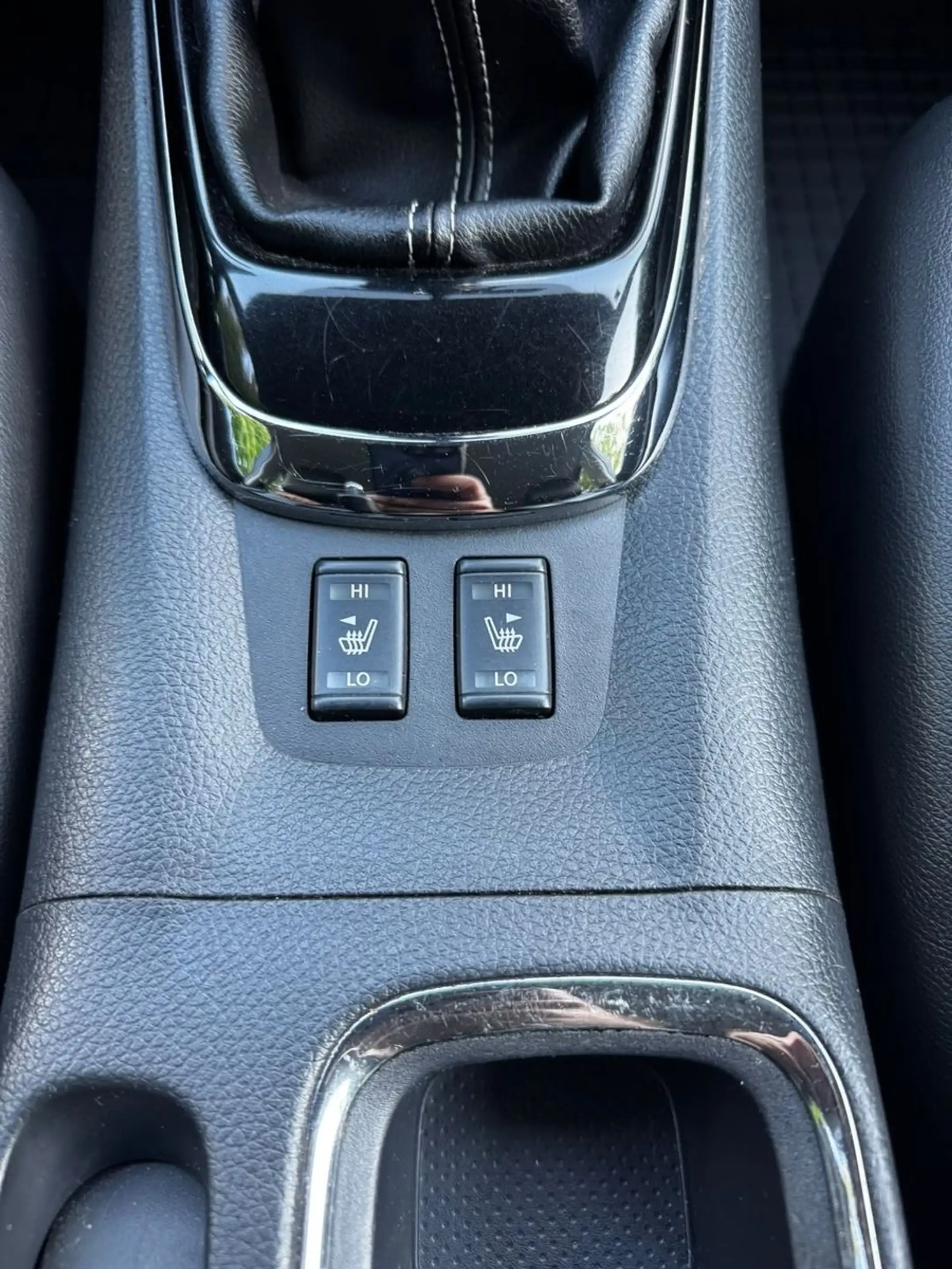 Nissan Pulsar Tekna 1.6 Navi/SH/FA/PDC/EURO6 — photo 8